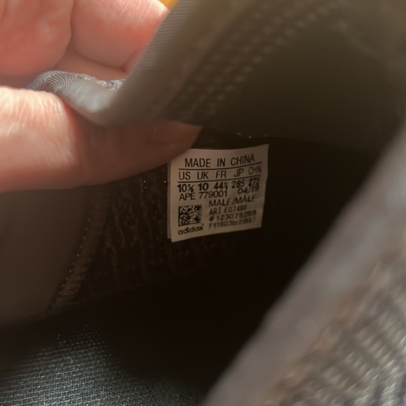 ❗️Sold❗️Yeezy Boost Sneakers for Men - Picture 5 of 5